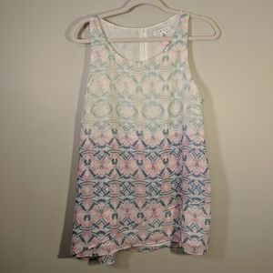 CABi | Sleeveless Mosaic Tunic Blouse Medium